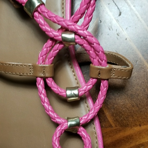 Disney Girl's sz 5 Sandals - Picture 4 of 4